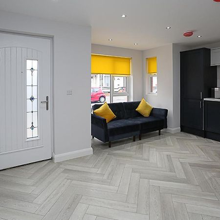 בלפסט No1 Luxury Service Apartments מראה חיצוני תמונה