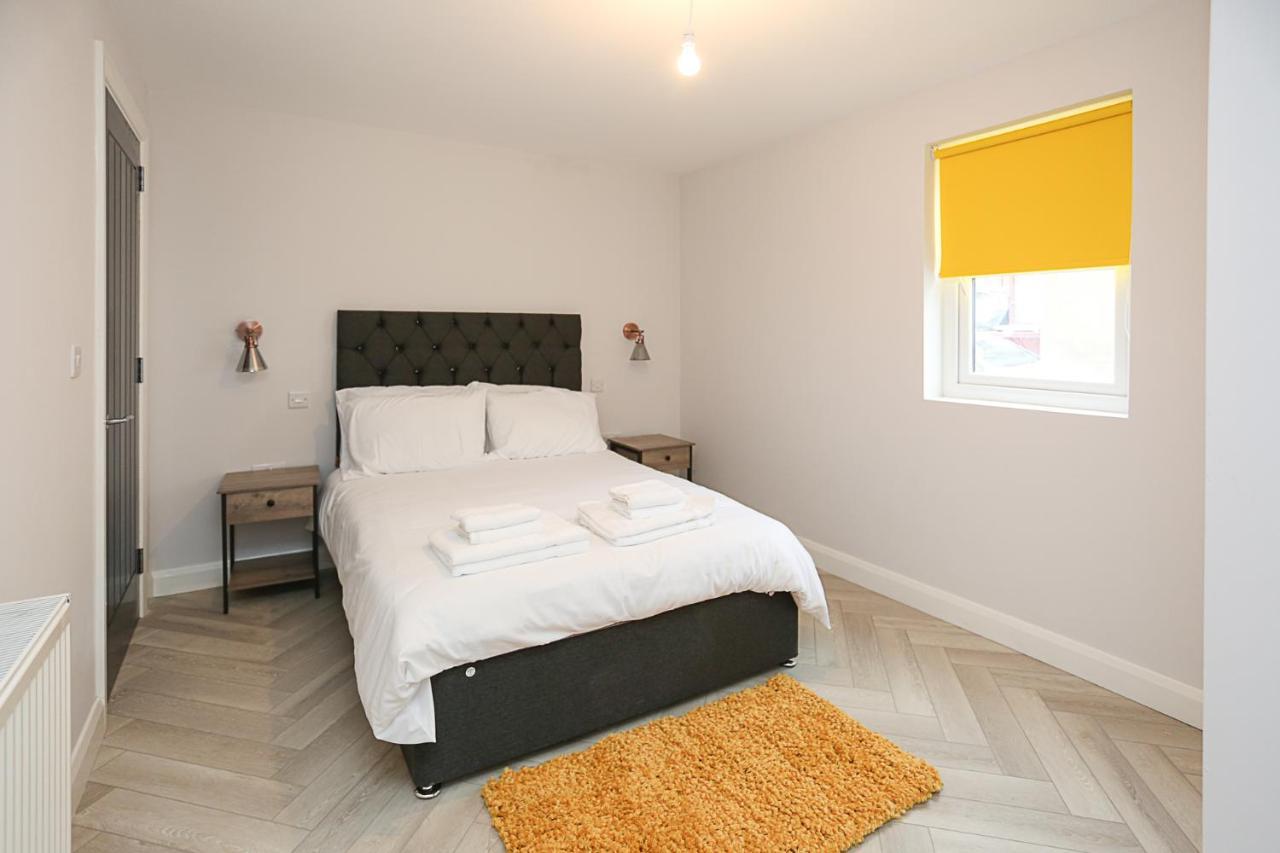 בלפסט No1 Luxury Service Apartments מראה חיצוני תמונה