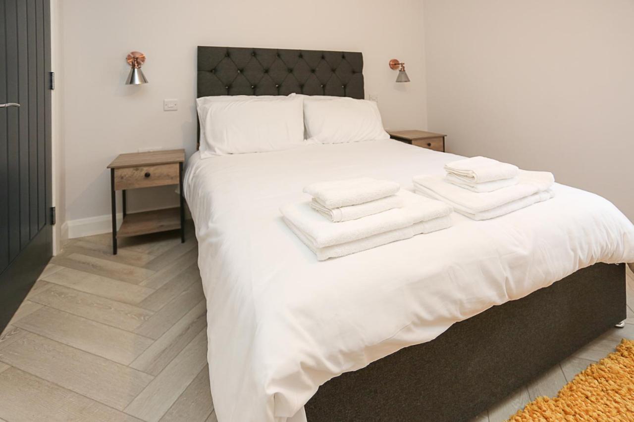 בלפסט No1 Luxury Service Apartments מראה חיצוני תמונה